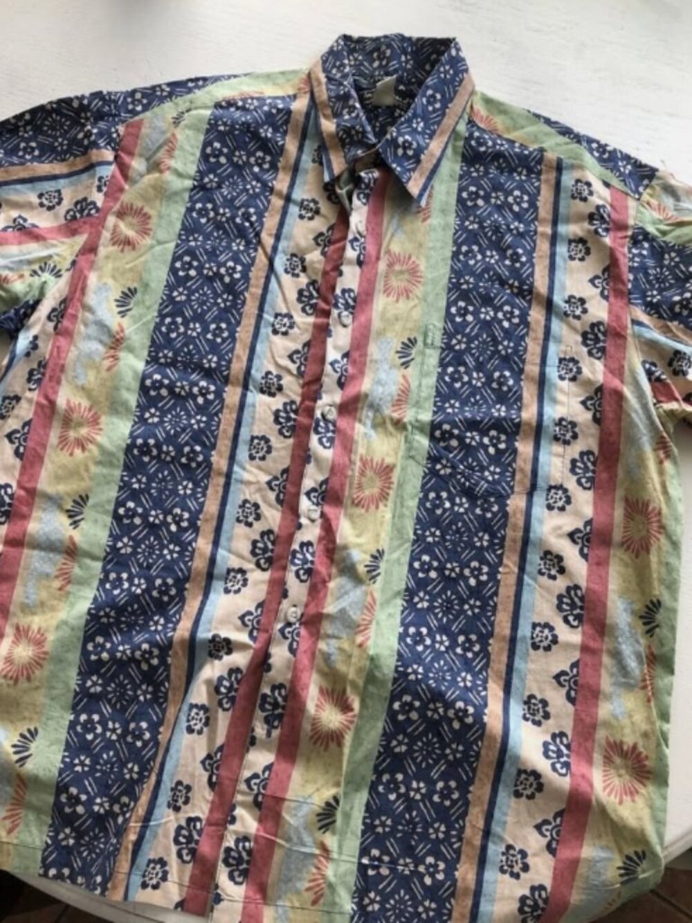 Tori Richard Hawaiian shirt. Size L